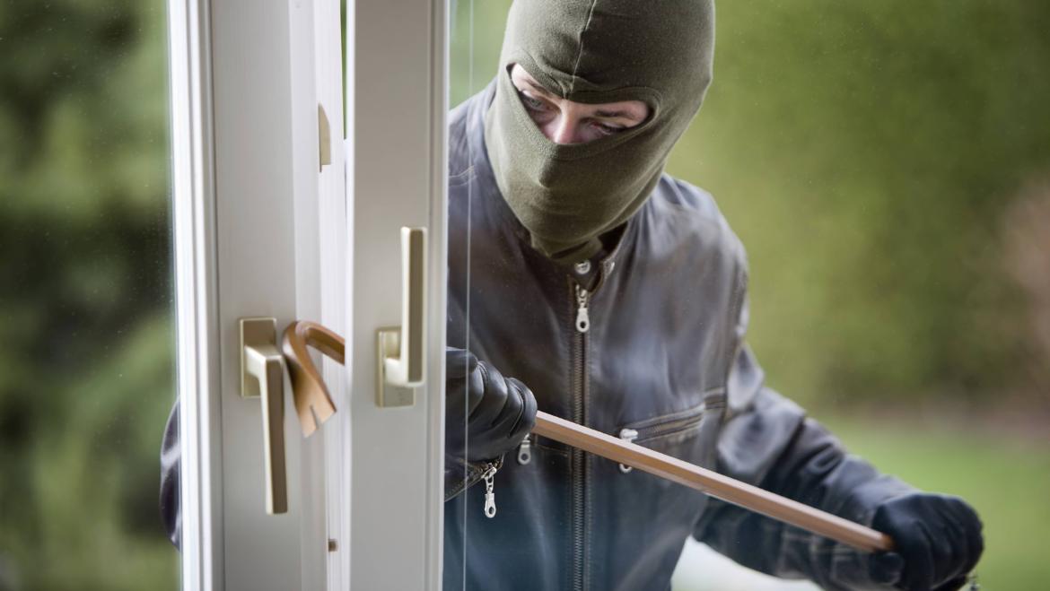 Cerca del 40% de los robos a domicilios ocurren los días sábado y domingo