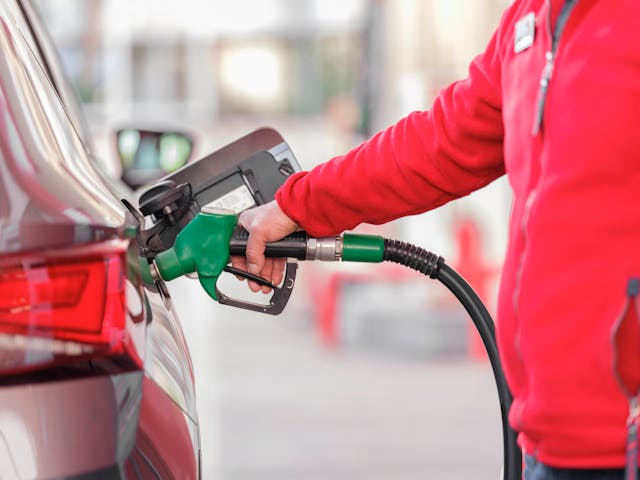 ¿A qué se debe un alto consumo de combustible y cómo reducirlo?